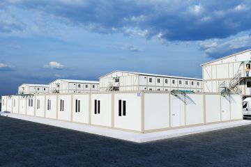 302 m² Container Dining Hall